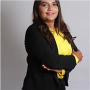 Professora Especialista de Espanhol, com experiência presencial e online